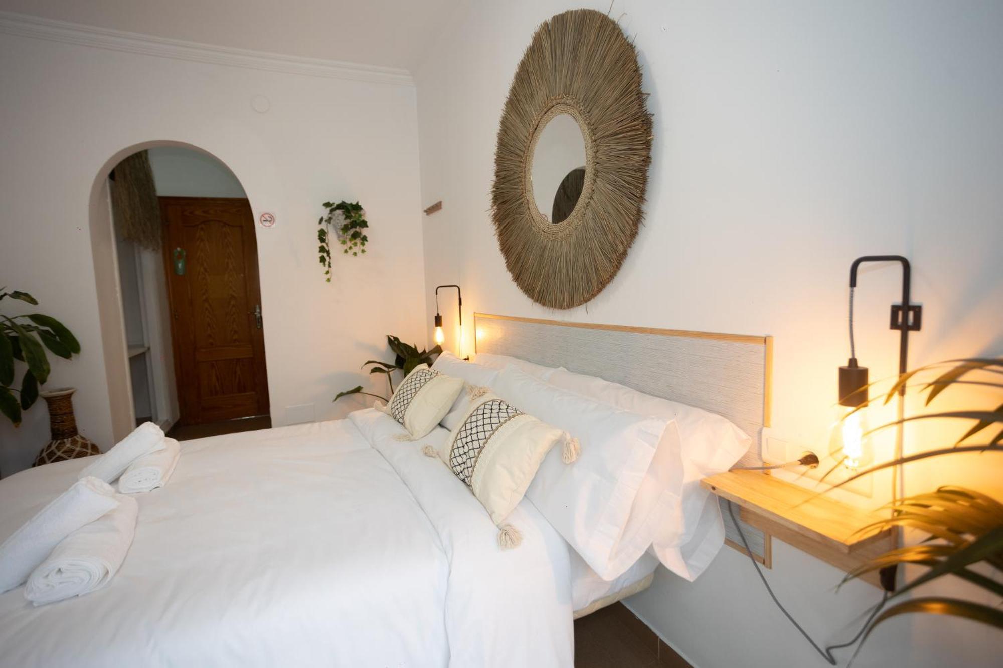 Naim Guest House Nerja Exterior photo