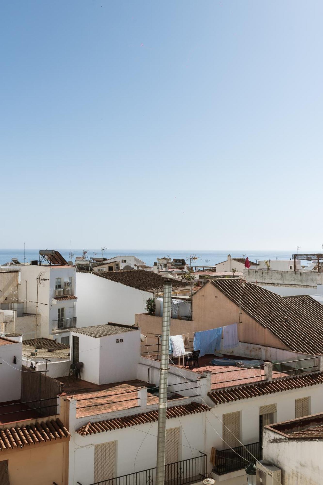 Naim Guest House Nerja Exterior photo